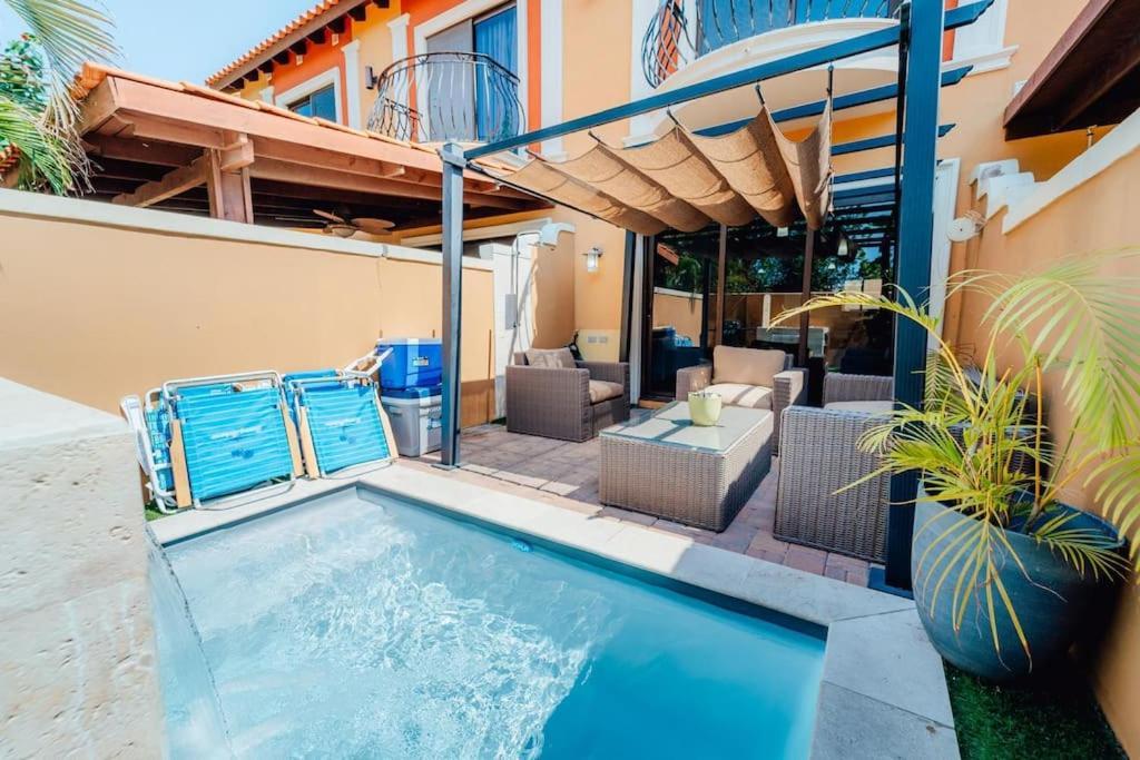 Вілла Gold Coast Beautiful House With Private Pool Palm Beach Екстер'єр фото